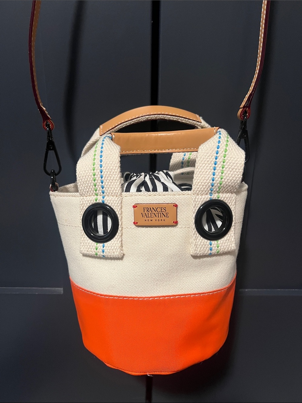 NWT Frances Valentine Cream and Orange Canvas Bucket Crossbody Bag - Picture 4 of 9